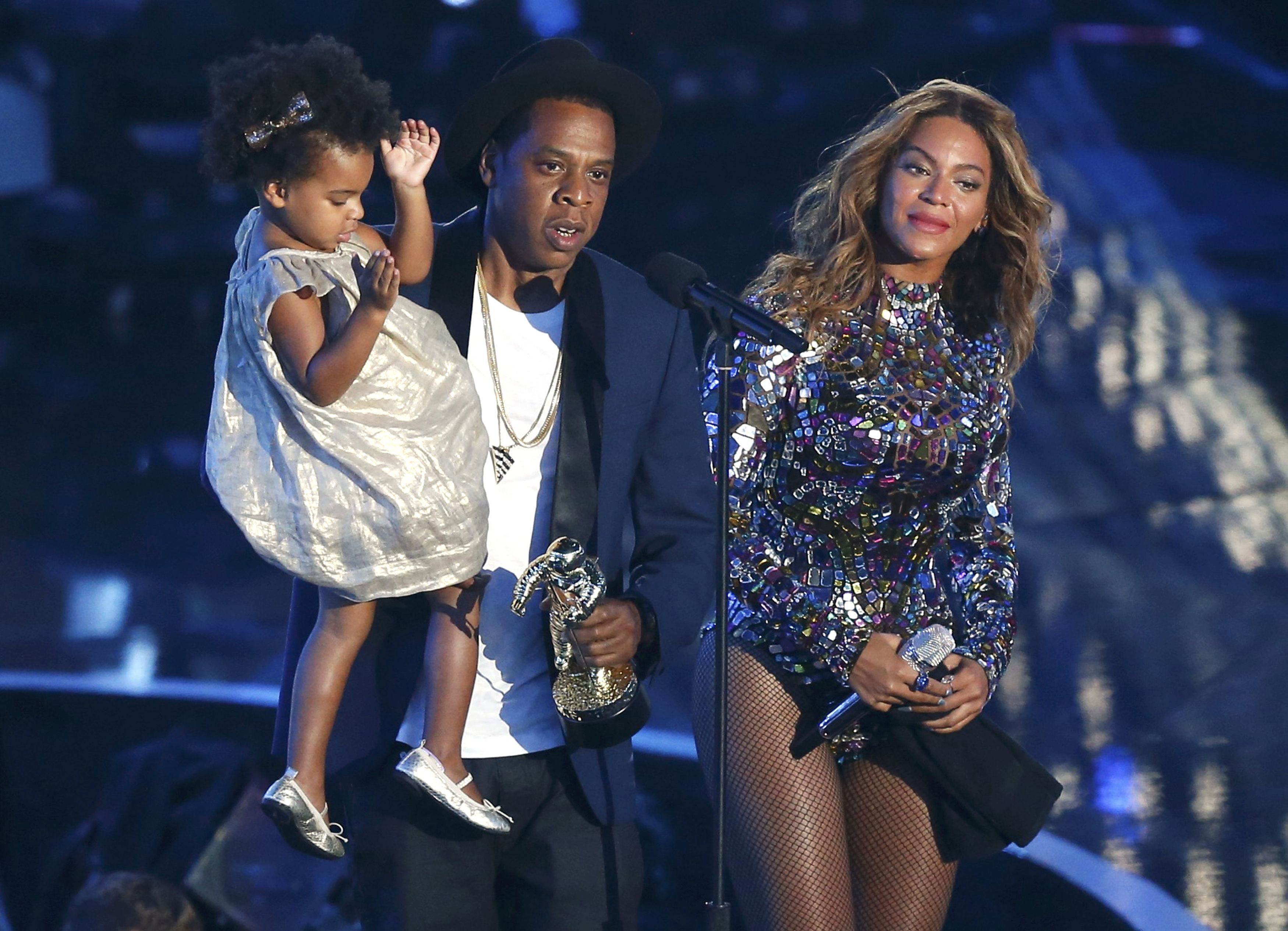 Las lágrimas de Beyoncé, la marcha de las Kardashian… las curiosidades de los premios MTV