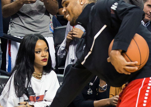 Incómodo encuentro entre Rihanna y Chris Brown… una vez más (Foto)