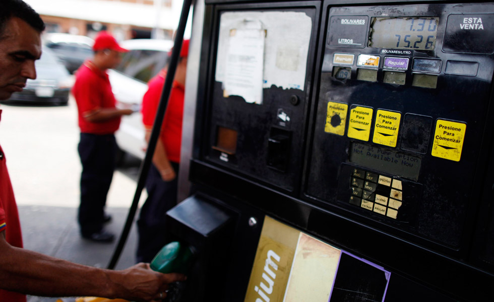 Gasolina contaminada habría ocasionado desabastecimiento en Caracas