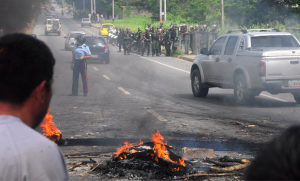 Trancan la Intercomunal Barquisimeto-Cabudare por protesta
