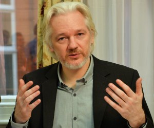 Los abogados del fundador de Wikileaks piden se levante orden de captura