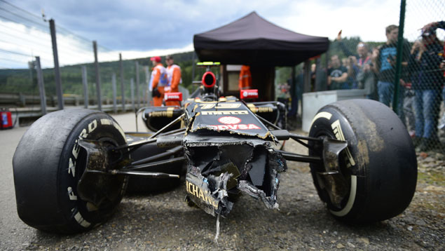 En Fotos: Así quedó el Lotus de Pastor tras el accidente