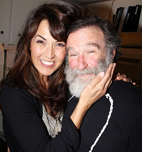Esposa de Robin Williams pide recordarle con alegría: He perdido a mi mejor amigo