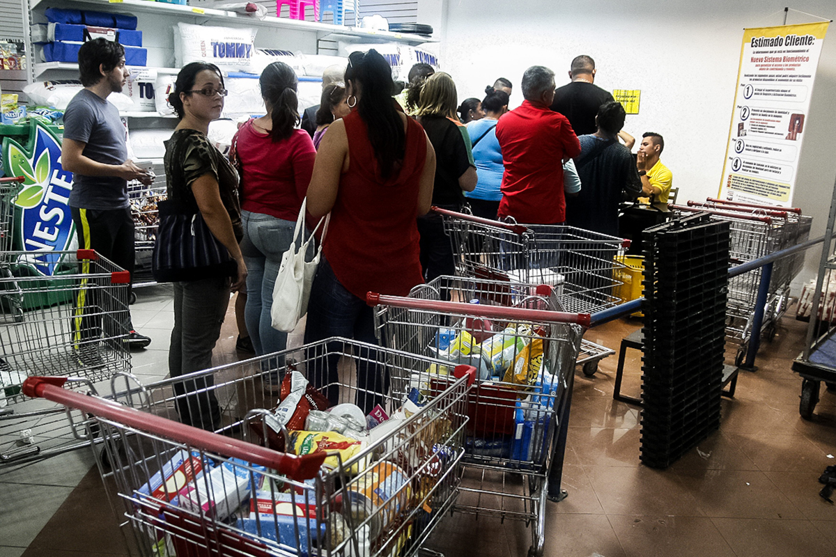 La inflación venezolana engorda y enferma