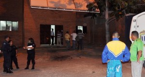Familiares reclaman retrasos para entrega de cuerpos en la morgue de Barquisimeto
