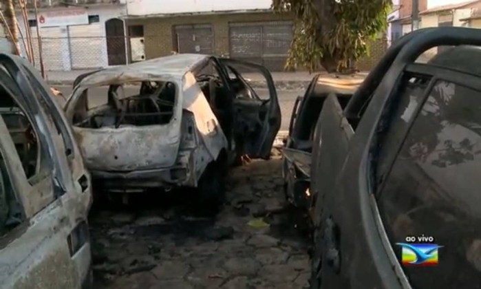 Incendian vehículos en una ciudad brasileña por supuesta orden de presos