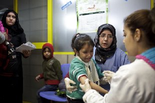 Vacuna que mató a quince niños sirios se mezcló por error con un relajante