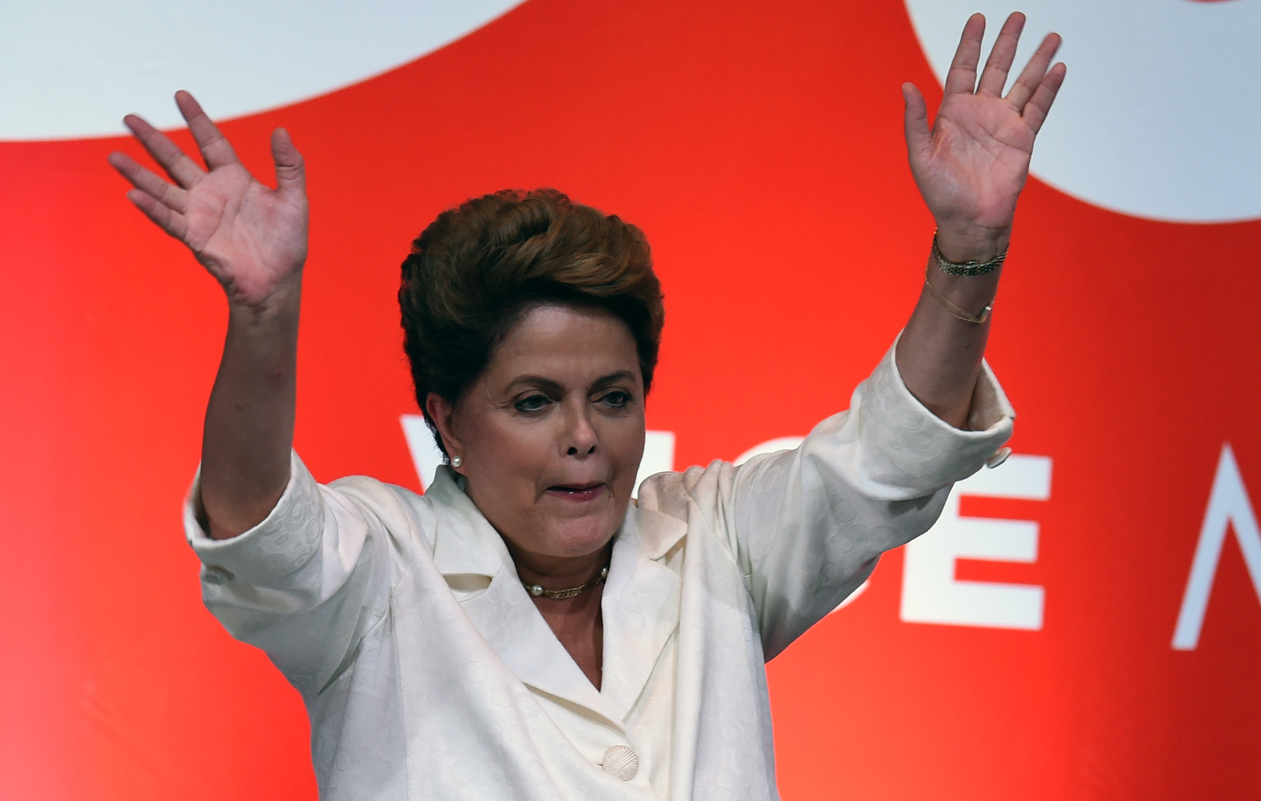 Reelección de Rousseff y ascenso de la oposición marcan el año en Brasil