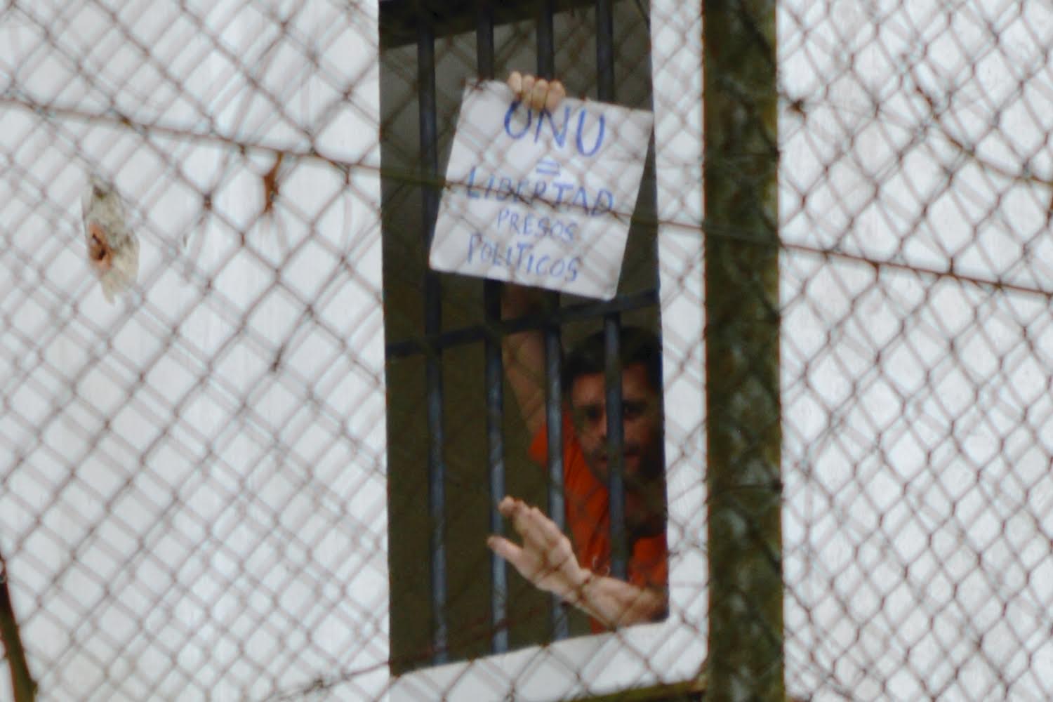 Leopoldo López no acudirá a juicio hasta que Corte se pronuncie sobre su liberación