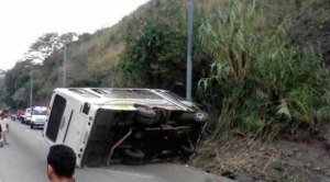 Mueren siete personas en accidente de tránsito por esquivar una vaca en Trujillo