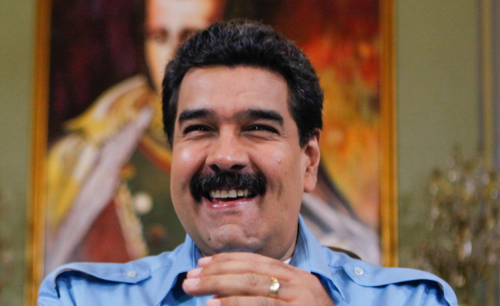 Alcohol aumentará de precio: Maduro reforma impuestos