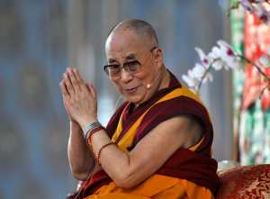 Dalai Lama se define como mitad budista, mitad marxista