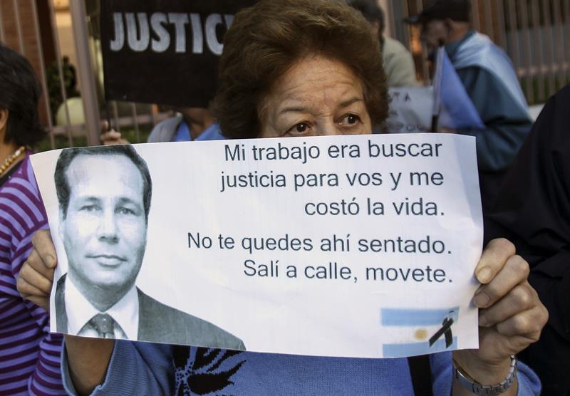 Gobierno argentino dice que Nisman buscaba desestabilización con su denuncia