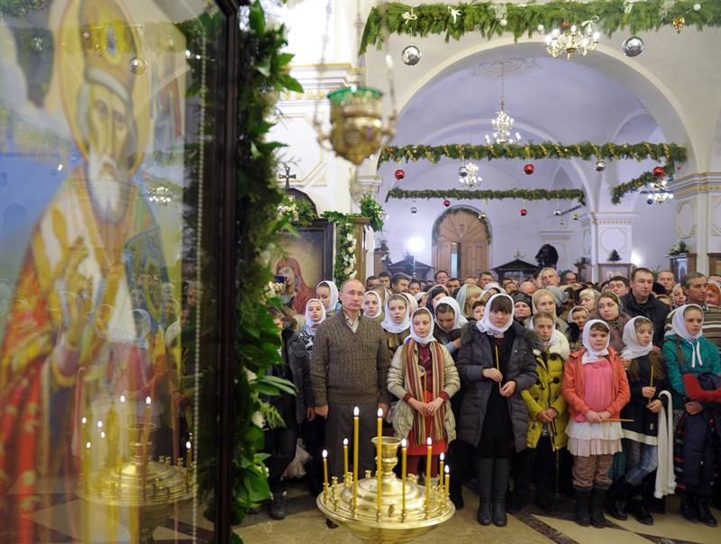 Rusia y Ucrania celebran la Navidad ortodoxa más divididos que nunca (Fotos)