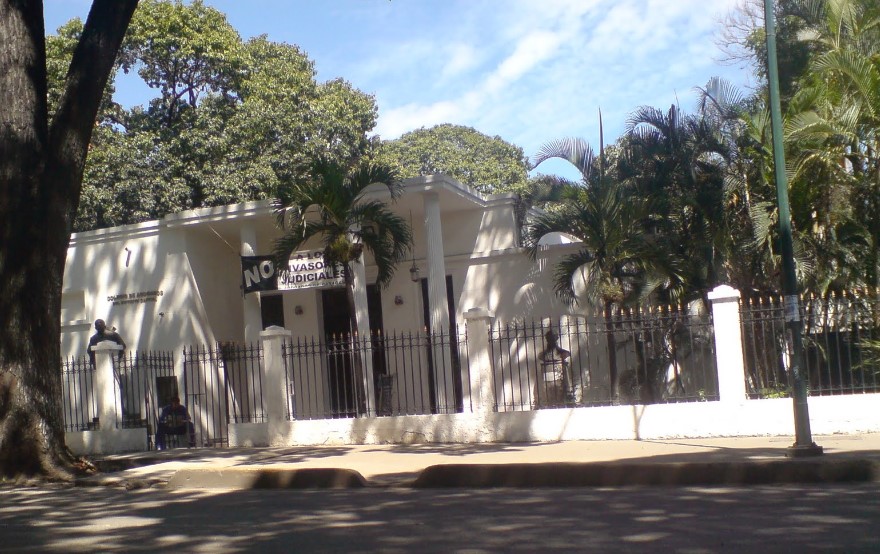 Colegio de Abogados de Caracas expresa preocupación por violación Constitucional desde el TSJ