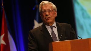 Vargas Llosa: El populismo es la enfermedad de la democracia