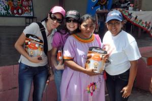 Beneficiadas 500 familias de Sinamaica y Alta Guajira con lámparas solares