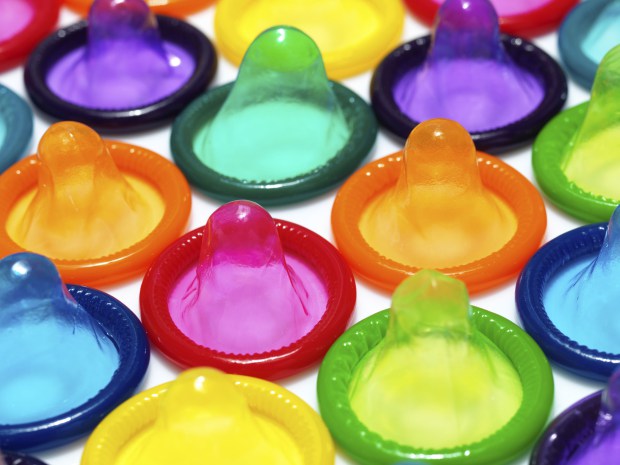 Estas son las maneras de usar los condones como herramienta de supervivencia ¡Demasiado útil! (Foto)