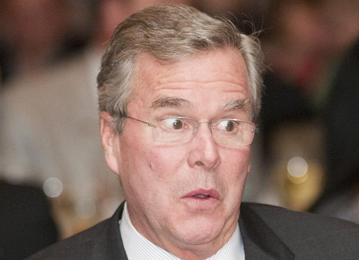 Jeb Bush critica política exterior con Cuba e Irán anunciada por Obama