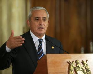 EEUU apoya a instituciones que acusan al presidente de Guatemala de corrupción