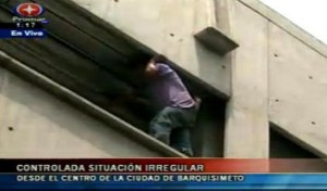 Intentó suicidarse tras abandonar la cola para comprar pañales en Barquisimeto