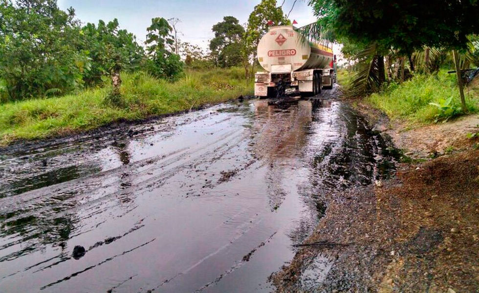 Las Farc causan un grave derrame de petróleo en Colombia