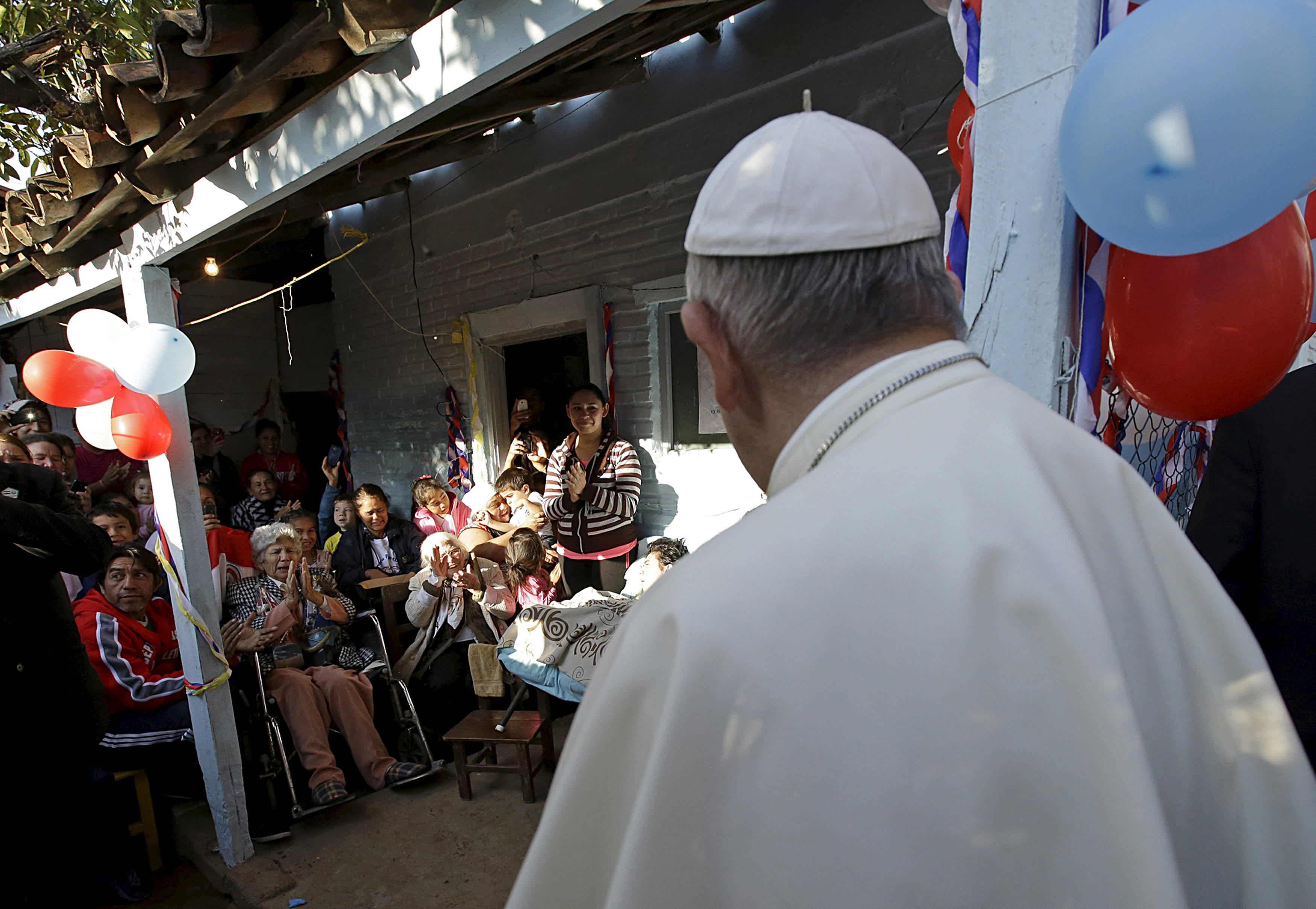 El Papa pide perdón por ser un poco feminista