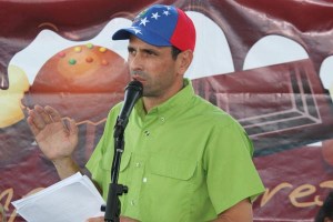 Capriles: Toca echarle agua a la sopa y seguir empujando el  barco