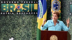 Dilma Rousseff responde a sus opositores: No voy a caer