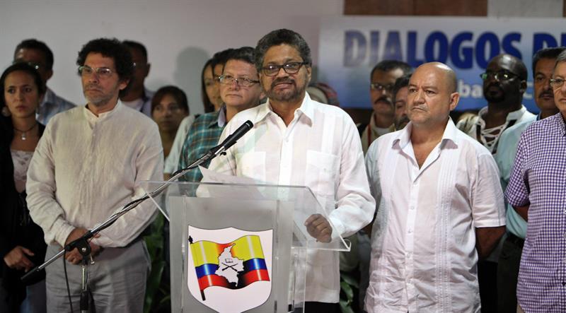 Líder de la izquierda colombiana se reunirá con negociadores de paz de Farc