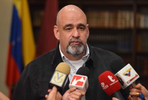 Chavista que se le alzó a Maduro reveló que posible nuevo presidente del CNE es un experto en retrasar votos de opositores