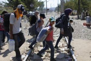 Unión Europea pide solución común y unidad ante la crisis de refugiados