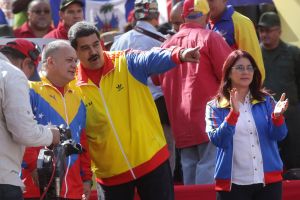 Santos: Me pareció una burla ver a Maduro bailando “La pollera colorá”