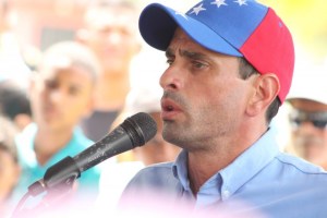 Capriles: Estamos viendo el 6D como una válvula de escape