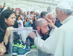 Maickel Melamed fue bendecido por el Papa Francisco (Fotos)