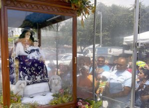 La Divina Pastora visita a Maracay