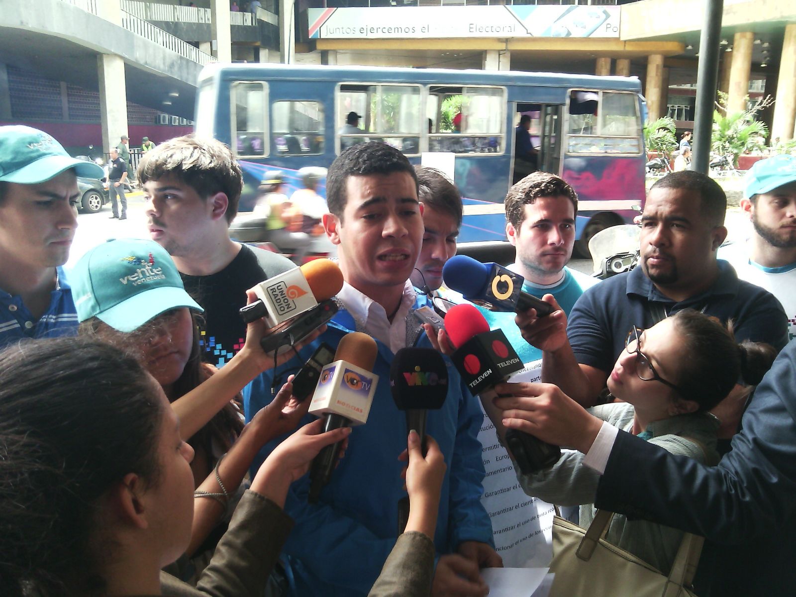 Vente Joven exige que rectores del CNE firmen acuerdo de respeto a las garantías electorales