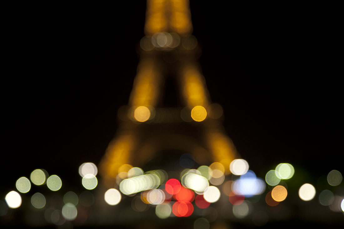 La Torre Eiffel se apagará este lunes por las víctimas de Marsella y Las Vegas