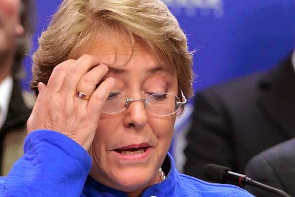 Bachelet califica el 2015 como un año “muy duro” para su familia