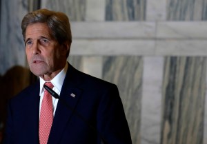 Donald Trump “pone en peligro la seguridad nacional” de EEUU, advierte John Kerry