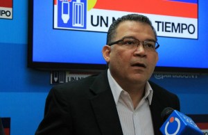 Enrique Márquez: La victoria de la oposición fue clara y limpia
