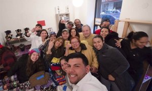Venezolanos en Madrid forman asociación para apoyar a compatriotas sin divisas
