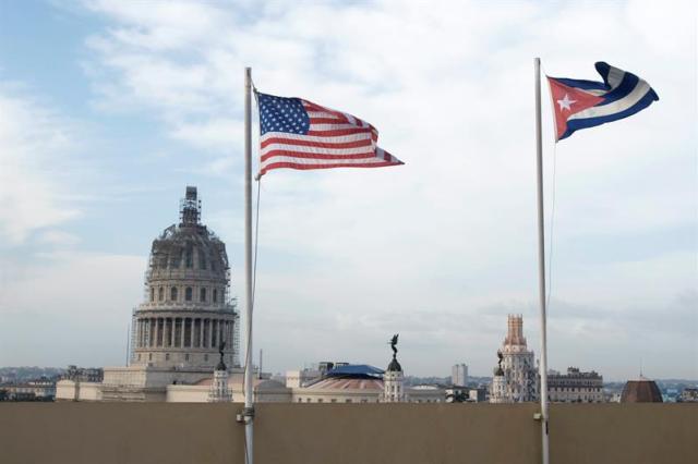 Legisladores de origen cubano estarían asesorando mal a Trump, según el diario Granma (Foto: EFE)
