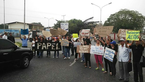 Periodistas de Portuguesa demandan la dotación de papel
