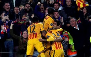 El Barça remonta al Atlético con doblete de Suárez pero lo deja con vida