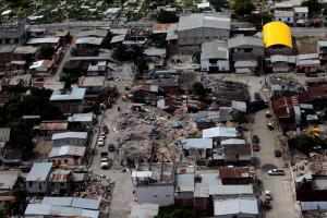 Cifra de fallecidos por terremoto asciende a 570, según Fiscalía de Ecuador
