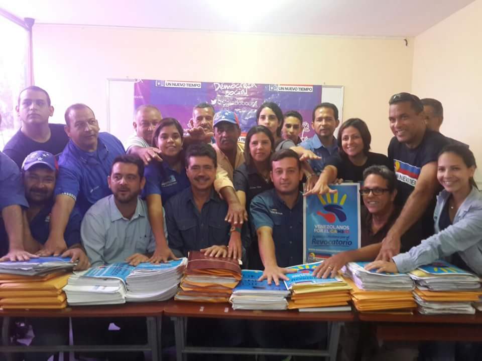 UNT: La Unidad triunfó durante recolección de firmas en Carabobo