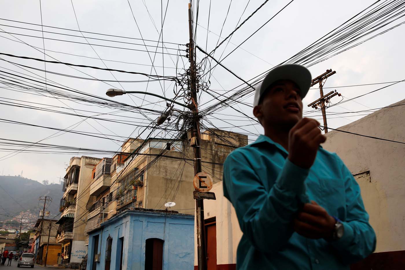 El desmoronamiento del sistema eléctrico en Venezuela (documento)