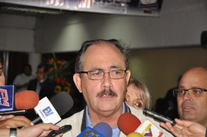 Delegación del MAS se reunió con Santos y autoridades electorales colombianas
