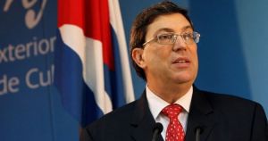 Canciller cubano recibe a senador EEUU y a presidente de Google en La Habana